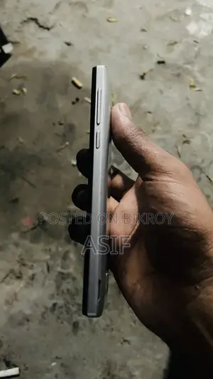 ওয়ালটন ৩২ জিবি সাদা