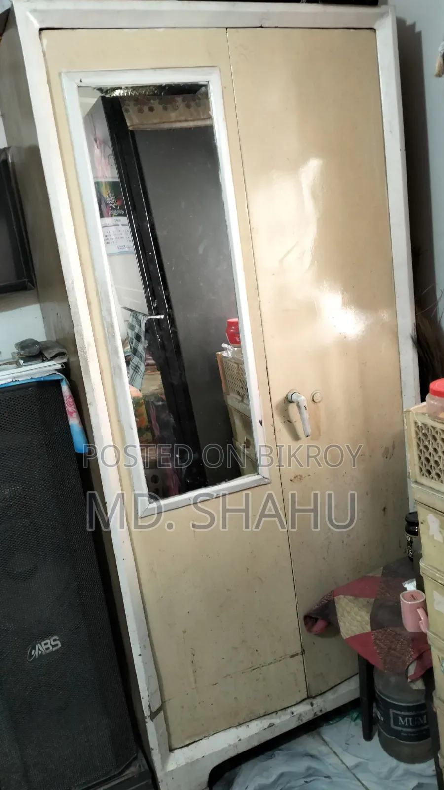 Almirah for Sale