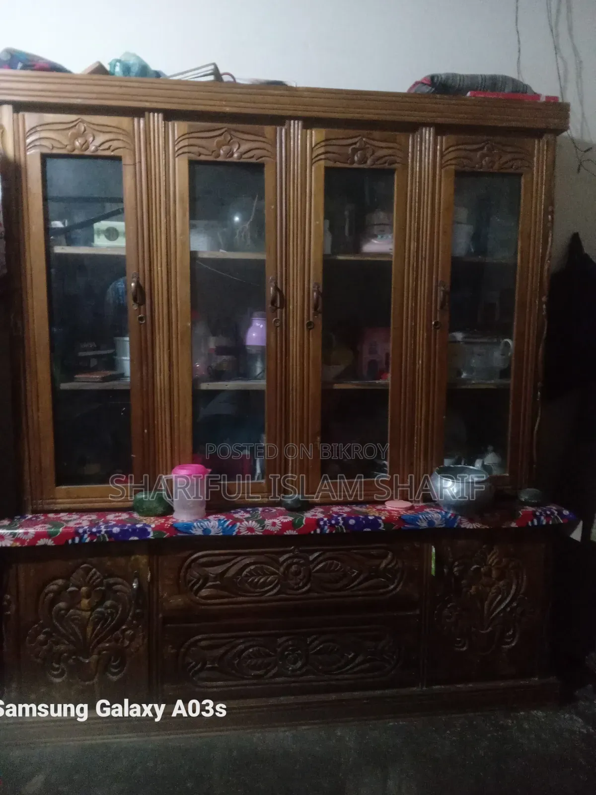 পুরাতন কাঠের আলমারি বিক্রয়