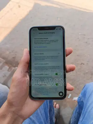 Apple iPhone 11 64 GB