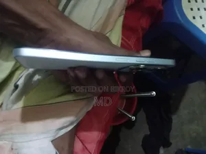 নতুন টেকনো স্পার্ক ২০ প্রো ২৫৬ জিবি সিলভার