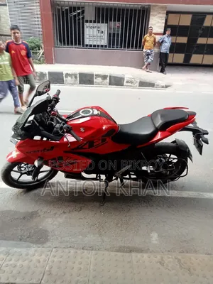 সুজুকি জিক্সার এসএফ ২০২২ লাল