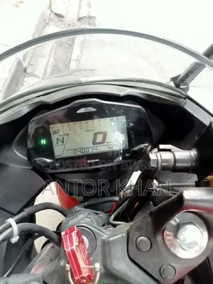 সুজুকি জিক্সার এসএফ ২০২২ রেড