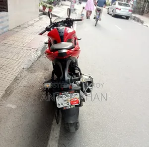 সুজুকি জিক্সার এসএফ ২০২২ রেড