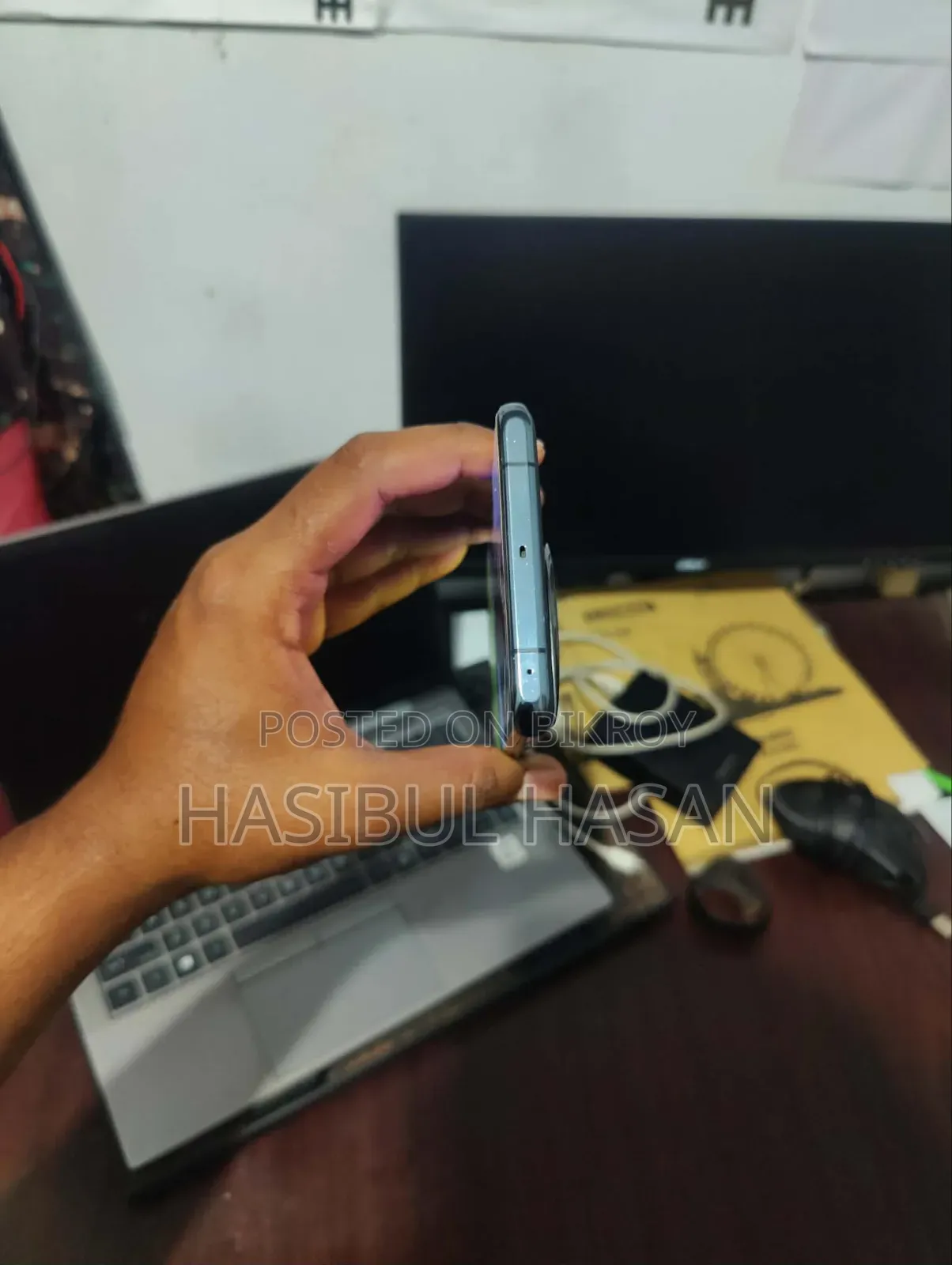 ওয়ানপ্লাস ১১ ২৫৬ জিবি ব্ল্যাক