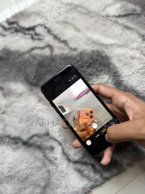 অ্যাপল আইফোন এসই (২০২০) ১২৮ জিবি ব্ল্যাক