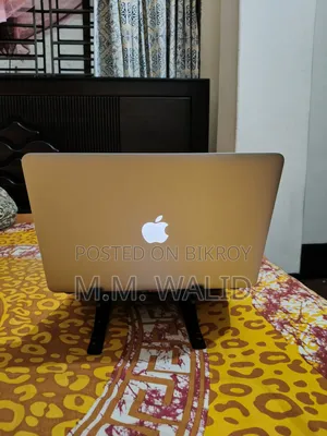 ল্যাপটপ অ্যাপল ম্যাকবুক এয়ার ২০১৫ ৪জিবি ইন্টেল কোর আই৫ এসএসডি ২৫৬জিবি