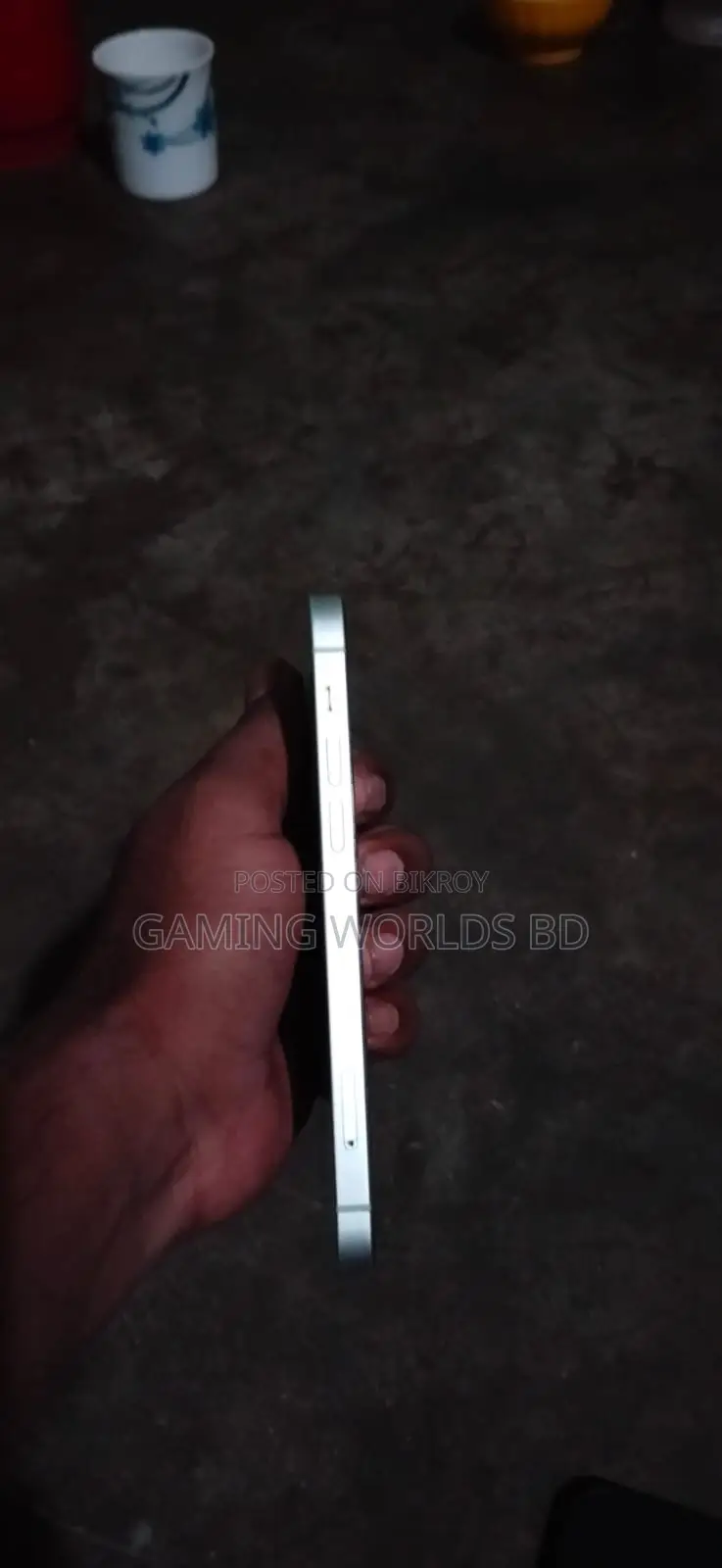 Apple iPhone 12 64 GB