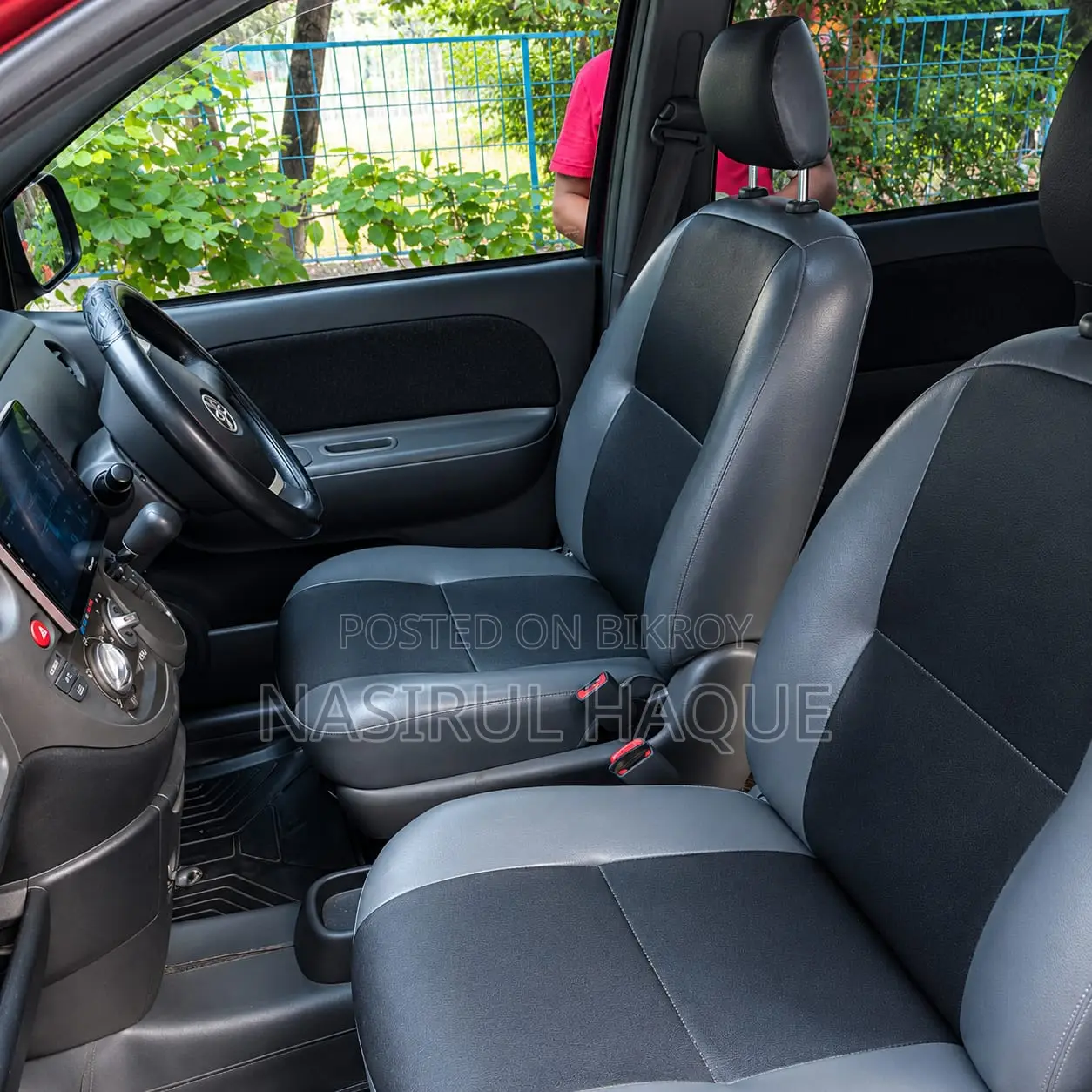 Toyota Sienta 1.5 Front-Wheel Drive 2012 Maroon
