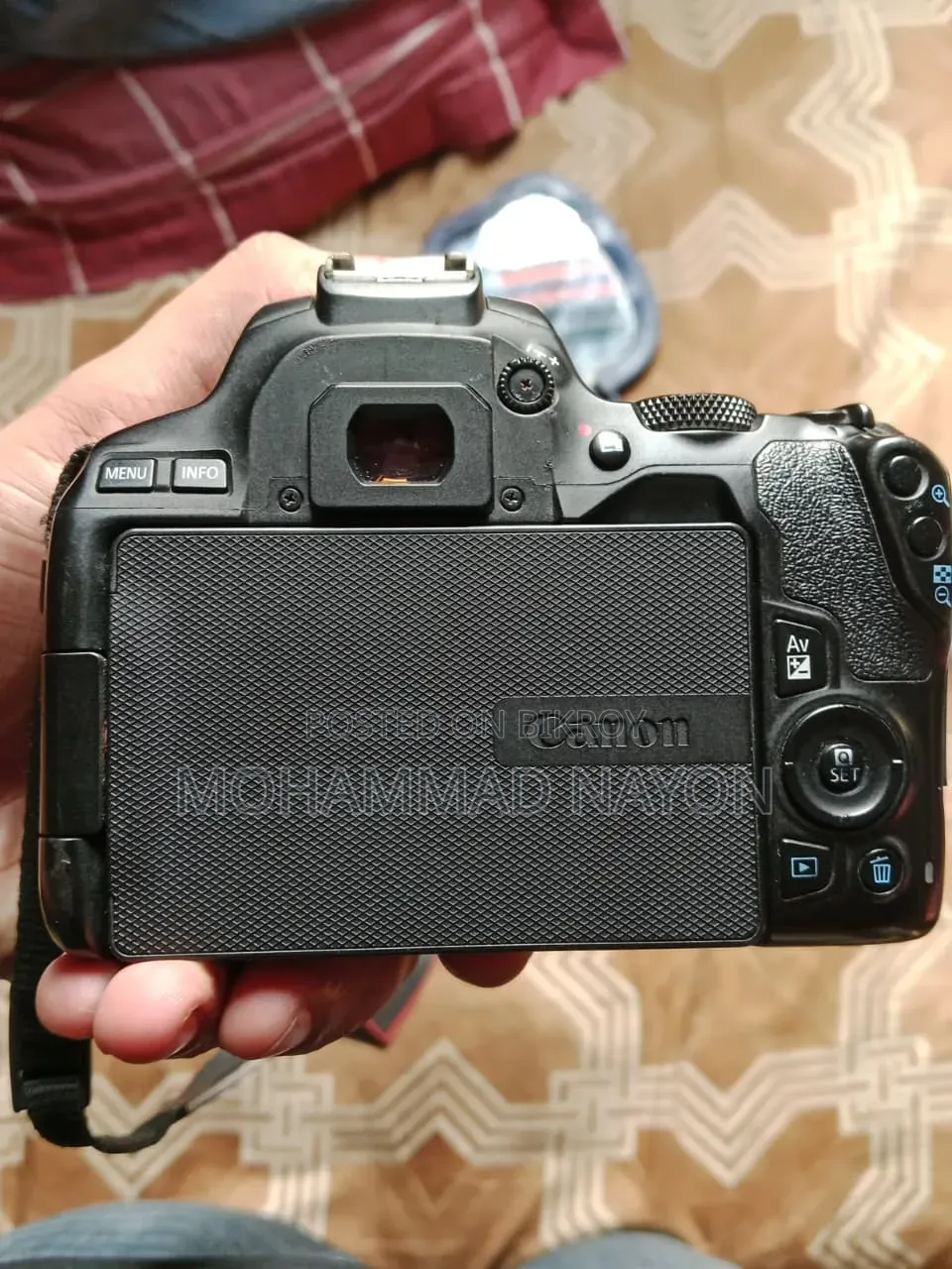 ক্যানন ২৫০ডি বডি
