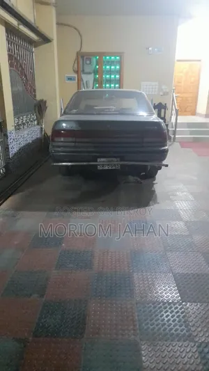 টয়োটা করোনা ১৯৯২ গ্রে