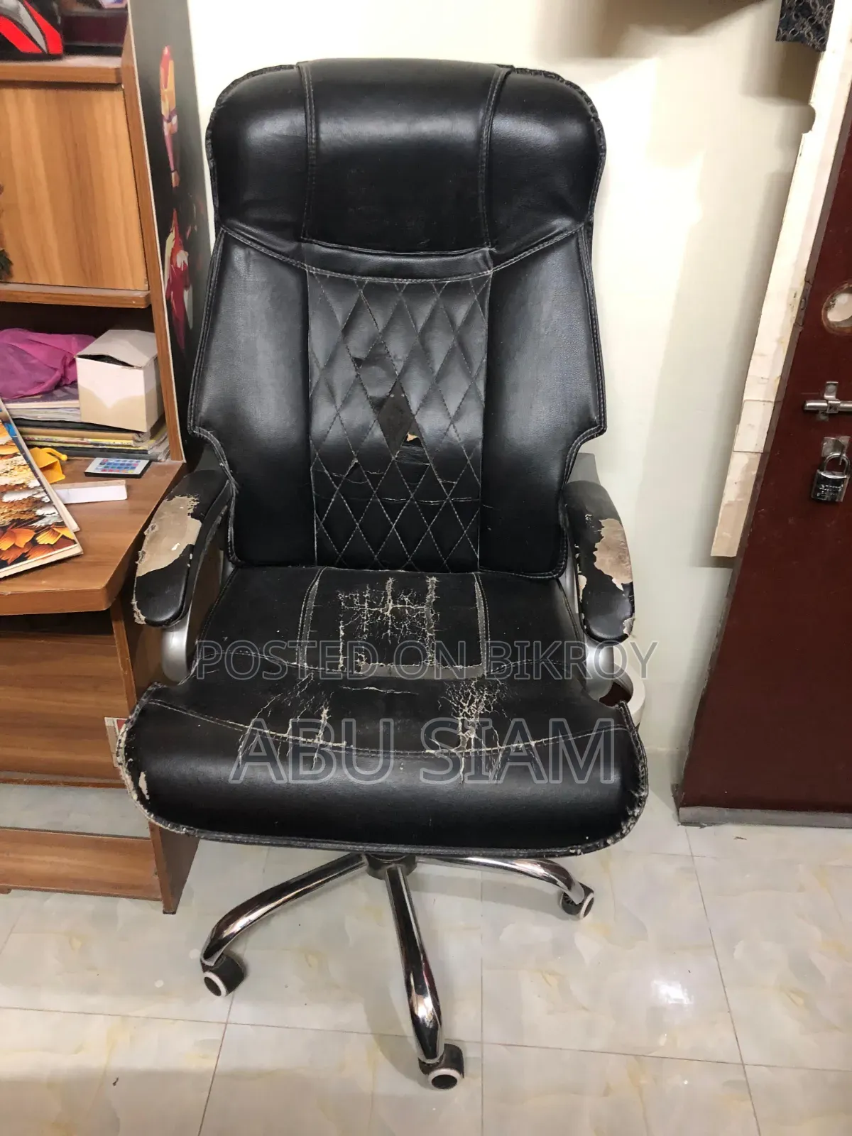 এক্সিকিউটিভ অফিস চেয়ার বিক্রি হবে