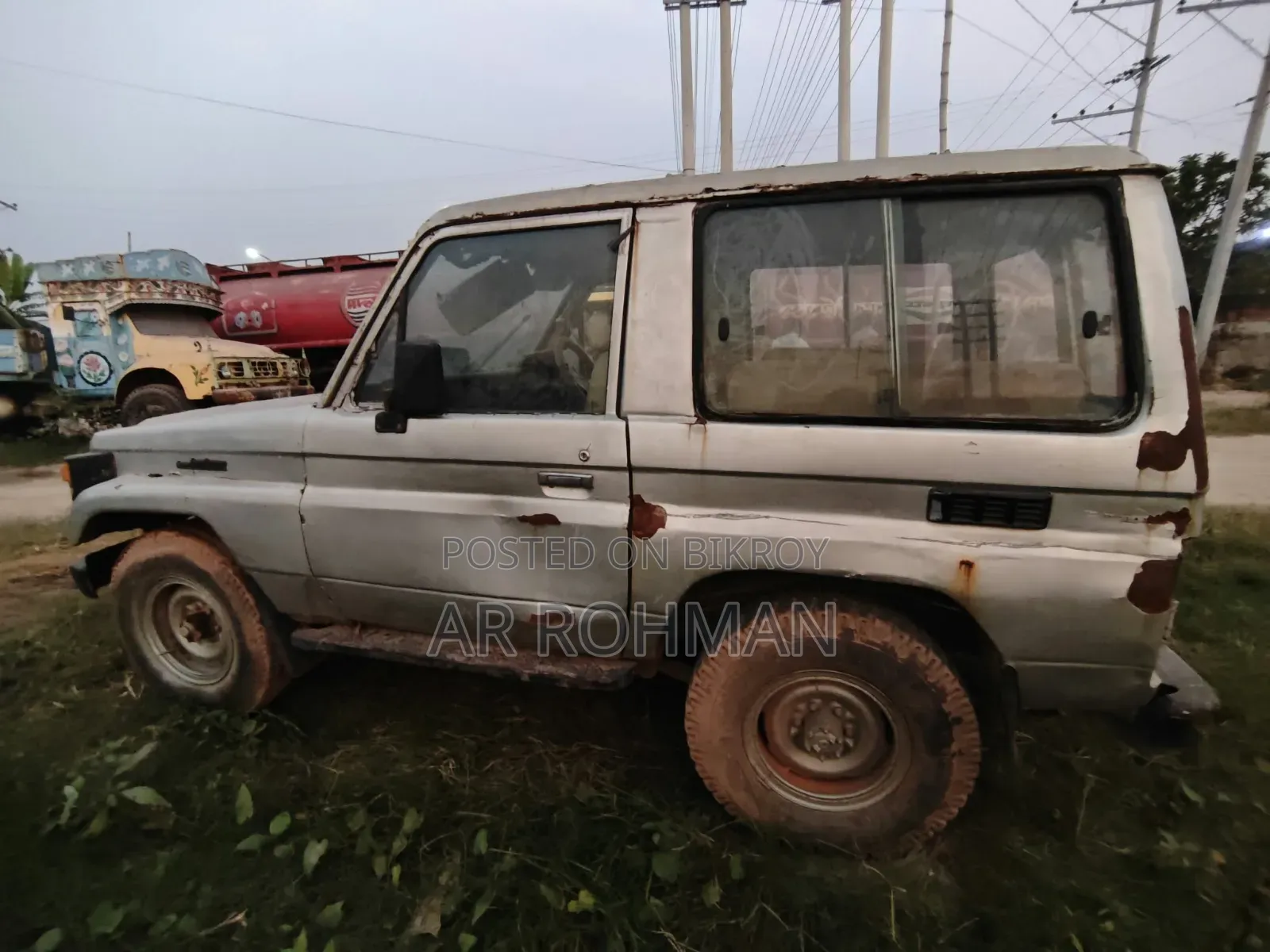 টয়োটা ল্যান্ড ক্রুজার ১৯৯৫ সিলভার