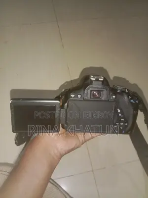 ক্যানন ৭০০ডি
