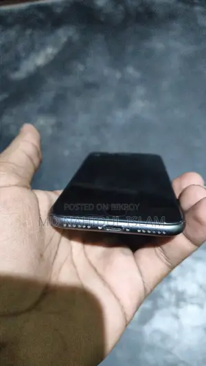 অ্যাপল আইফোন ৭ প্লাস ৩২ জিবি সিলভার