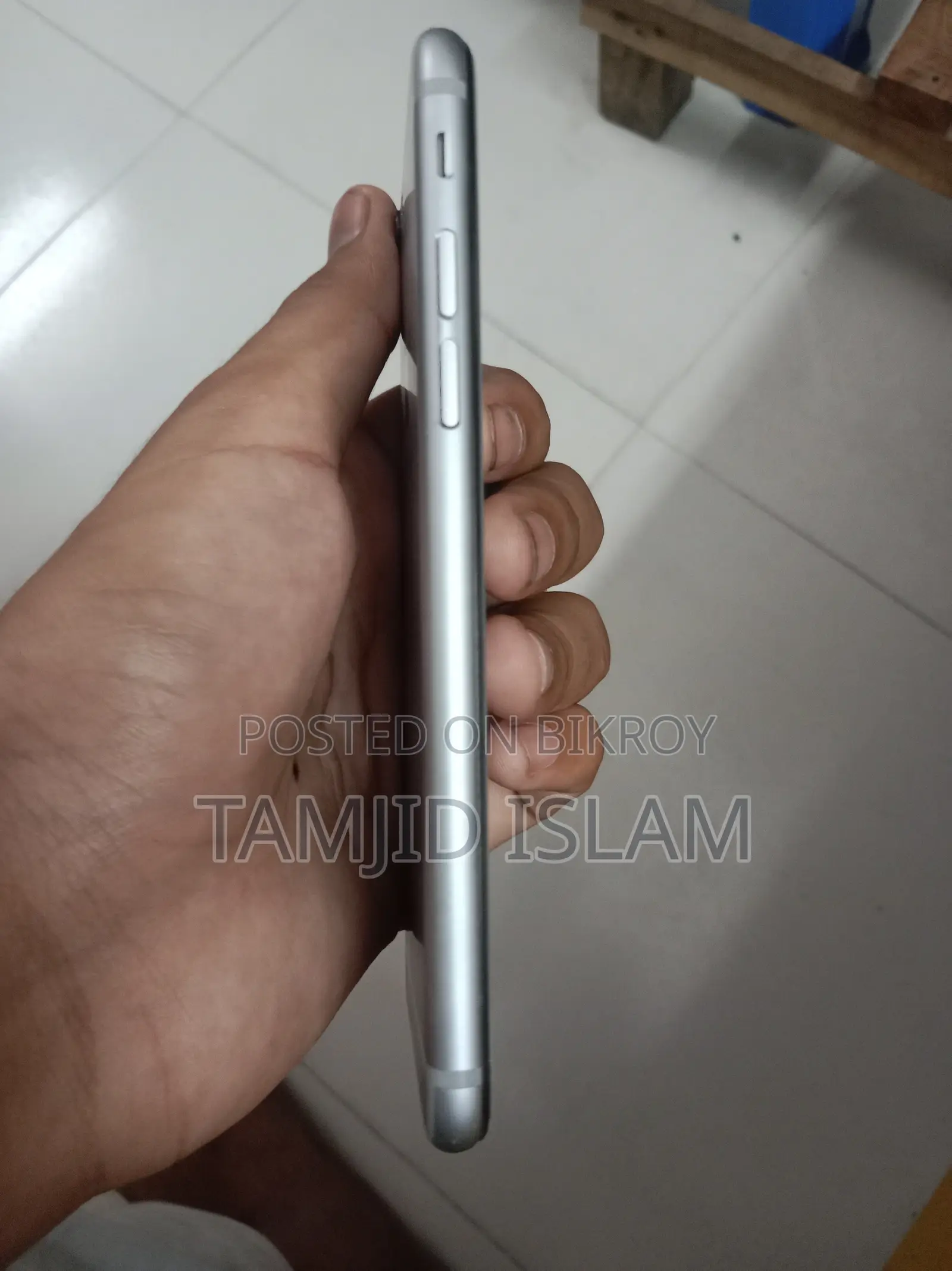অ্যাপল আইফোন ৬এস ১৬ জিবি হোয়াইট