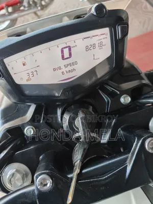 TVS Apache RTR 160 4V 2024 Black
