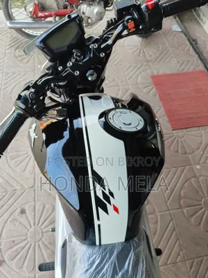 TVS Apache RTR 160 4V 2024 Black