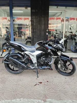 TVS Apache RTR 160 4V 2024 Black