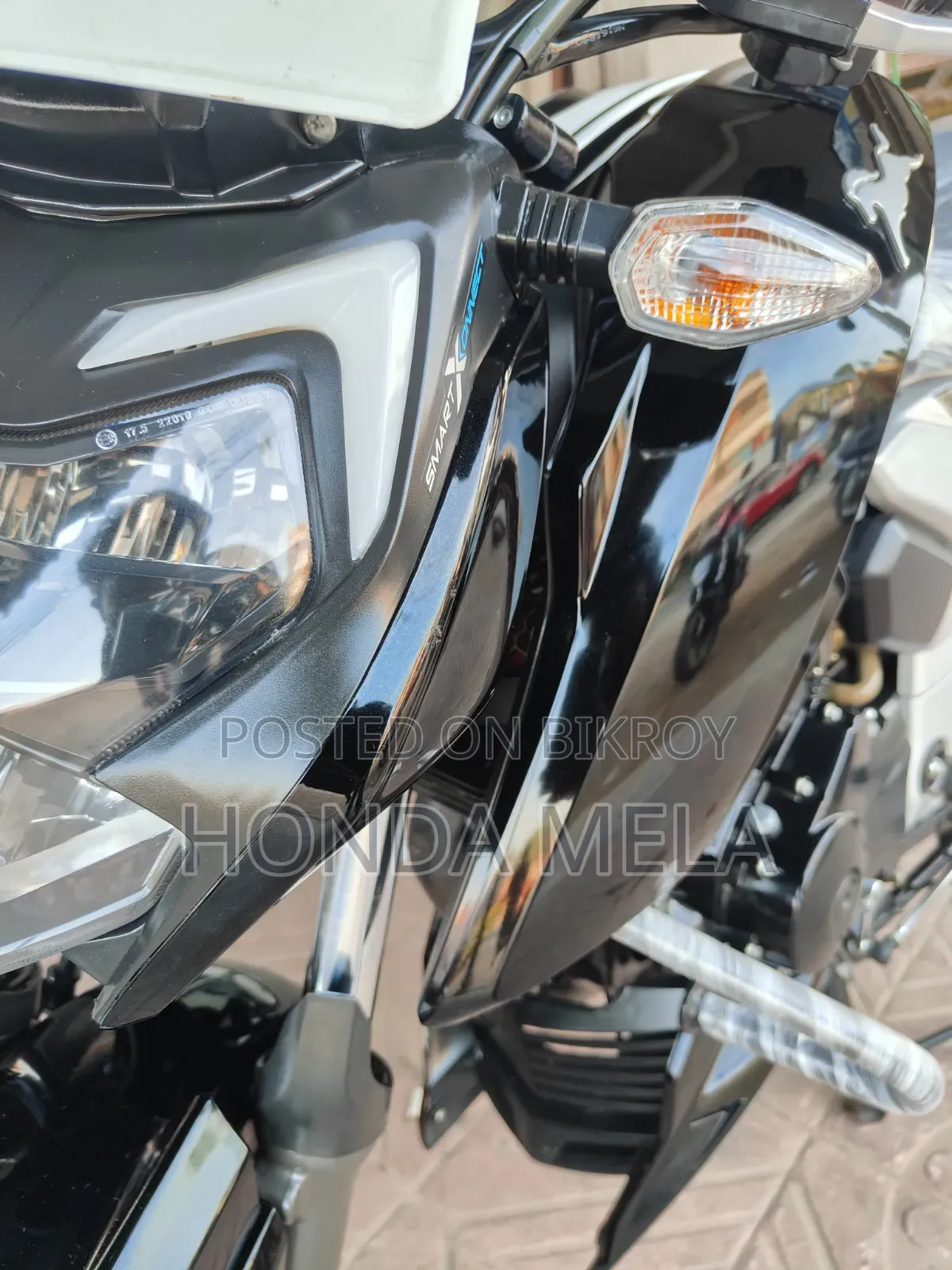 TVS Apache RTR 160 4V 2024 Black