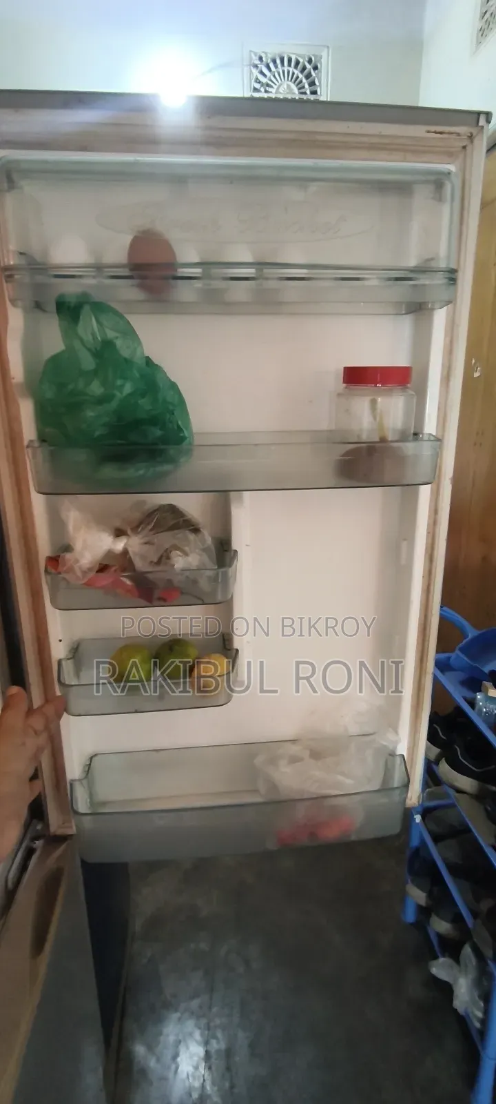 Singer Fridge