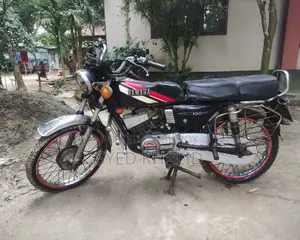 Yamaha 1997 Black