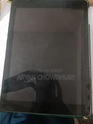 Apple iPad Air (2013) 16 GB Gray