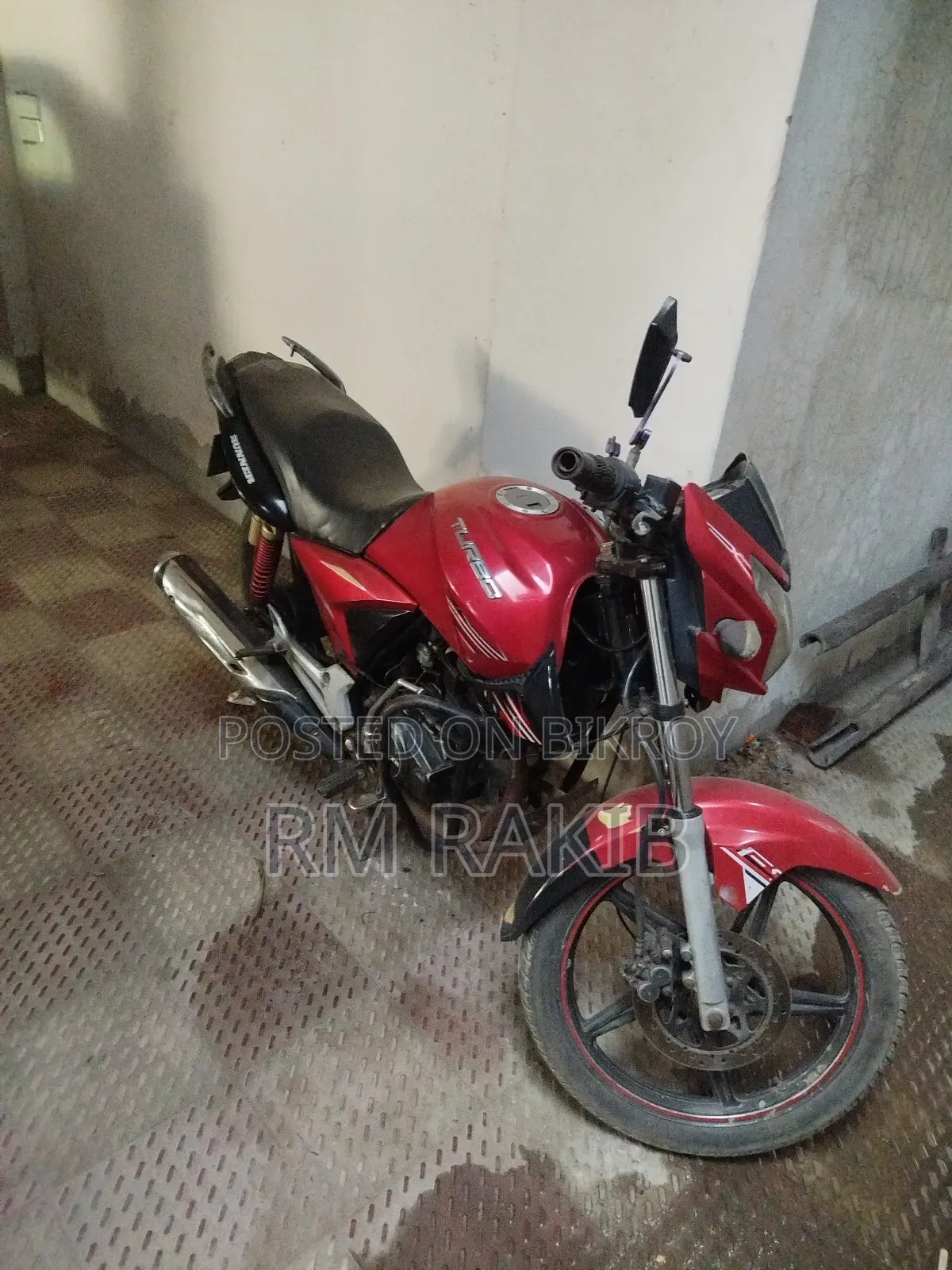 রানার টার্বো ১২৫ ২০১৮ লাল