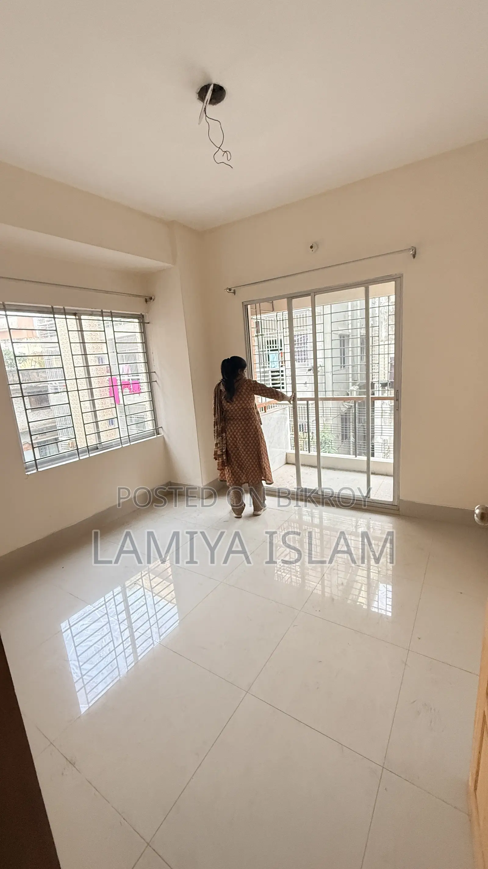 ধানমন্ডিতে ৩ বেডরুমের ফ্ল্যাট বিক্রয়