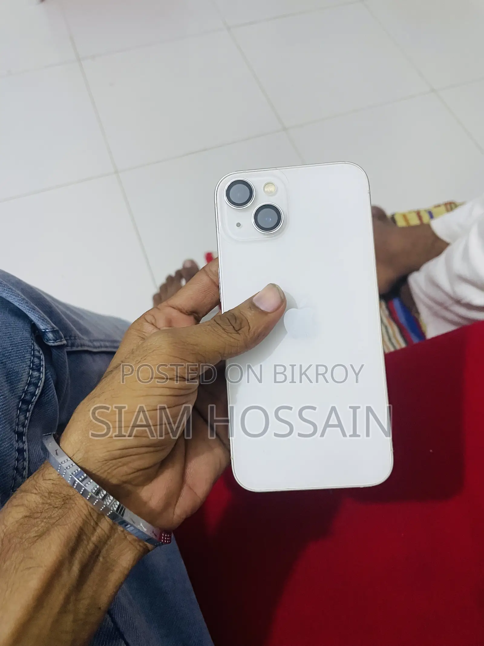 অ্যাপল আইফোন ১৩ ১২৮ জিবি সাদা