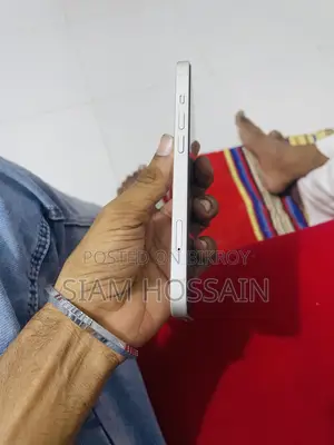 অ্যাপল আইফোন ১৩ ১২৮ জিবি সাদা