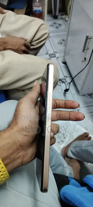 ভিভো ওয়াই ১৭এস ১২৮ জিবি রোজ গোল্ড