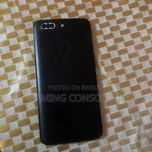ওয়ানপ্লাস ৫টি ১২৮ জিবি ব্ল্যাক