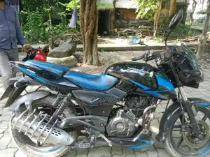 বাজাজ পালসার ১৫০ ২০১৯ ব্লু