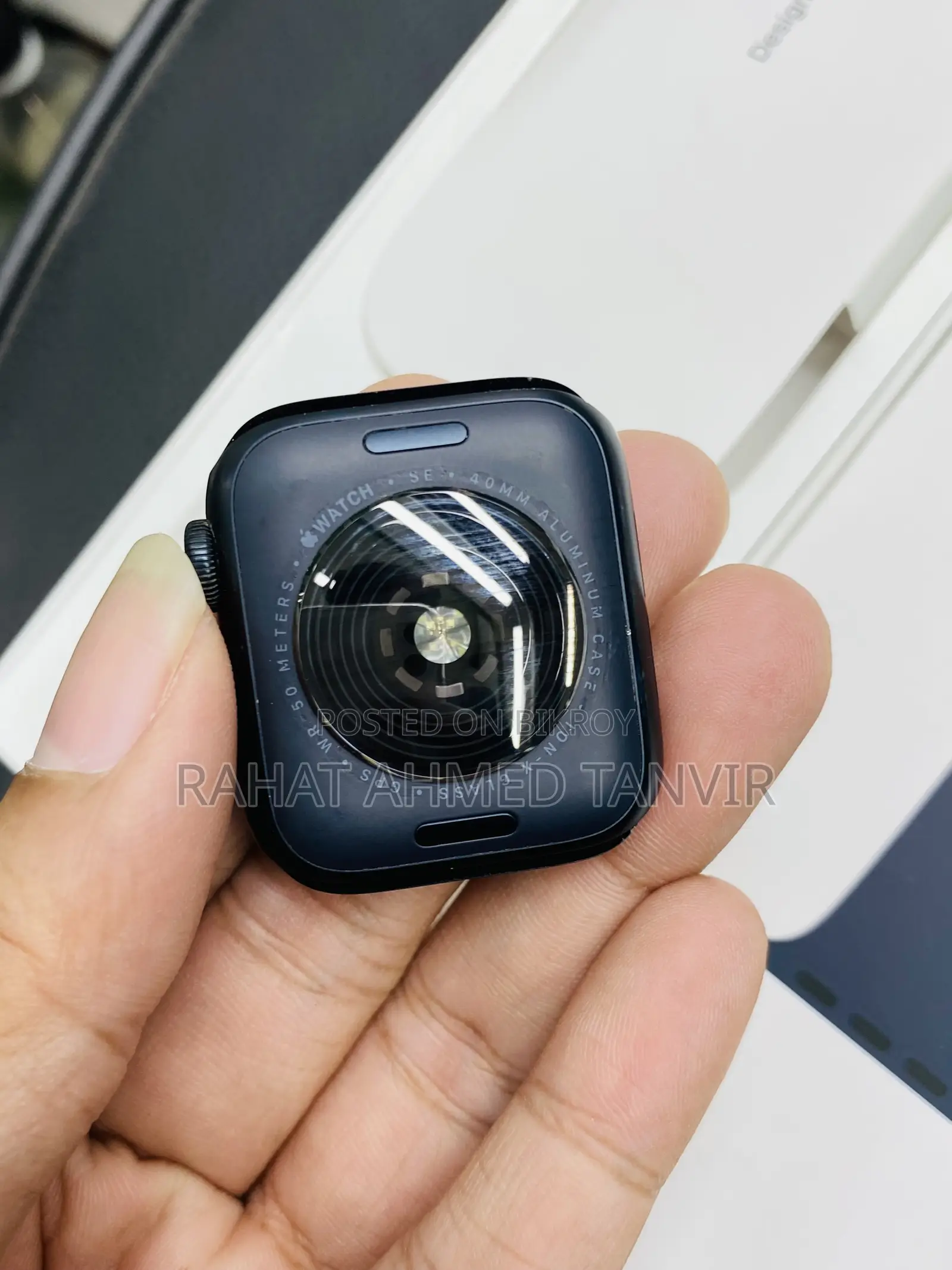 Apple Watch SE 2024