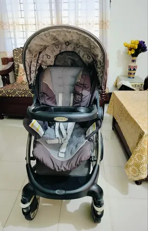 বেবি স্ট্রলার