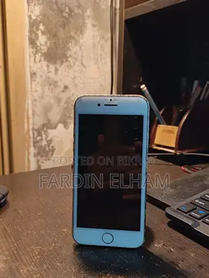Apple iPhone 7 32 GB Rose Gold