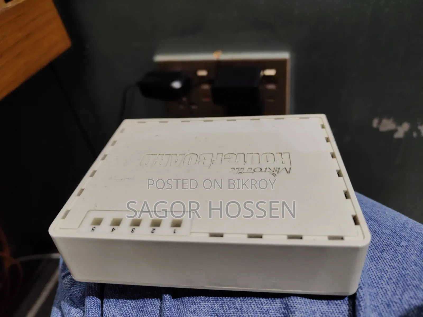 Mikrotik RouterBoard RB750