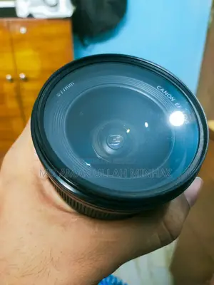Canon EF 17-40mm F/4L USM