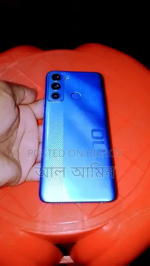 টেকনো ৩২ জিবি নীল