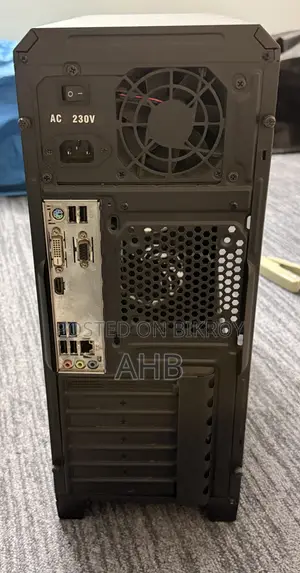 Desktop Computer 4GB Intel Core i3 HDD+SSD 1T