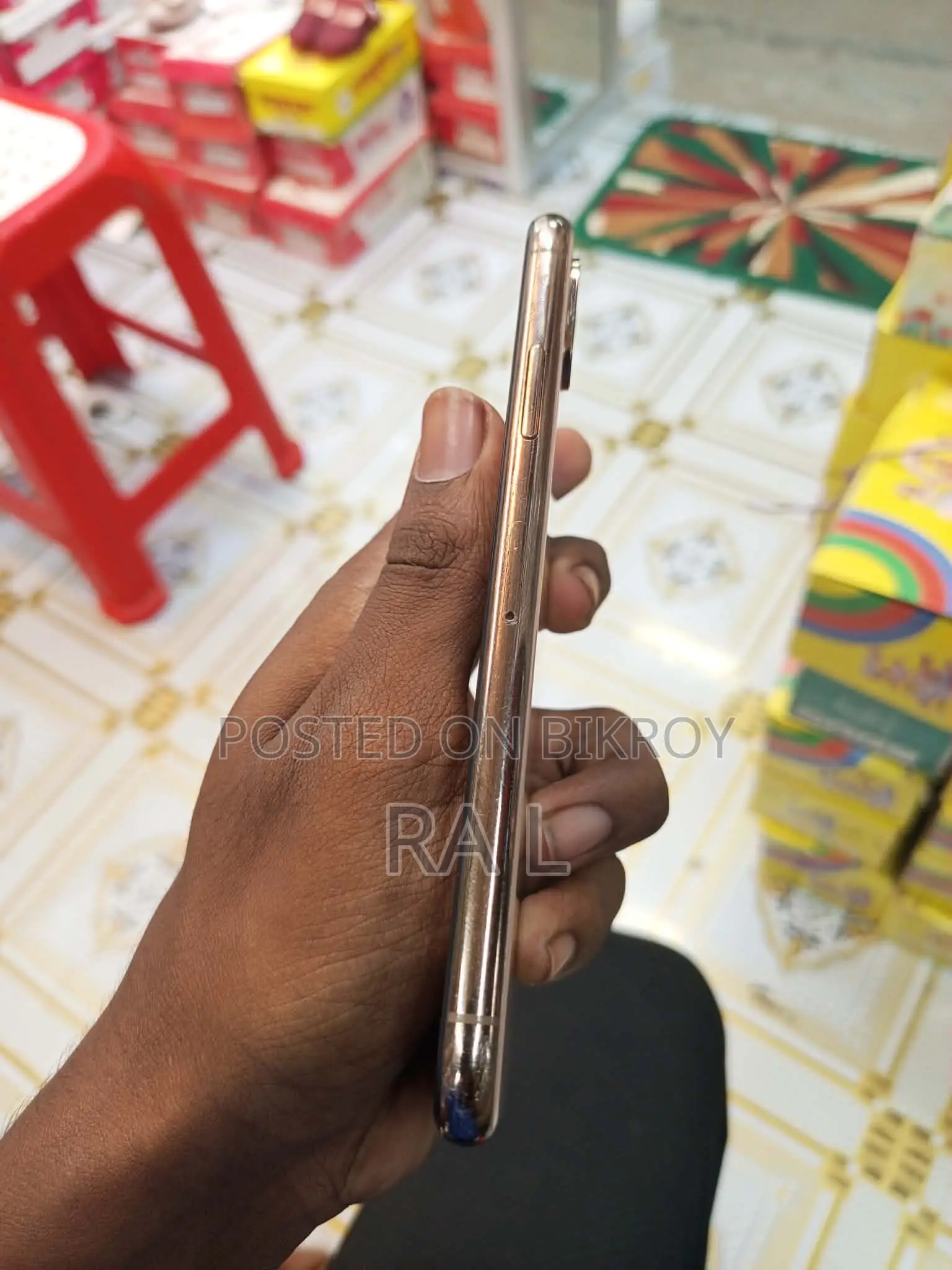 Apple iPhone XS 64 GB Gold