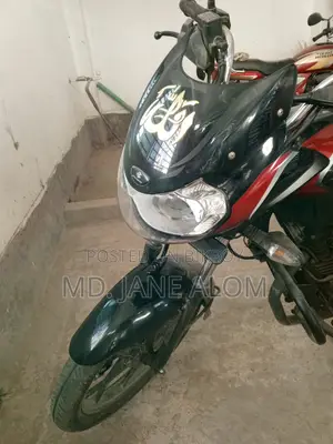 বাজাজ ডিসকভার ১২৫ ২০১৯ কালো