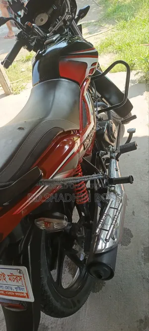 টিভিএস মেট্রো প্লাস ২০২৫ ব্ল্যাক