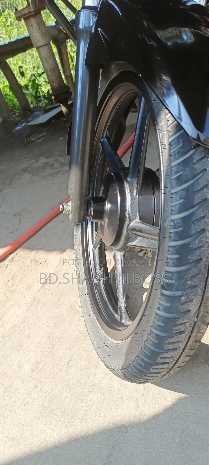 টিভিএস মেট্রো প্লাস ২০২৫ ব্ল্যাক