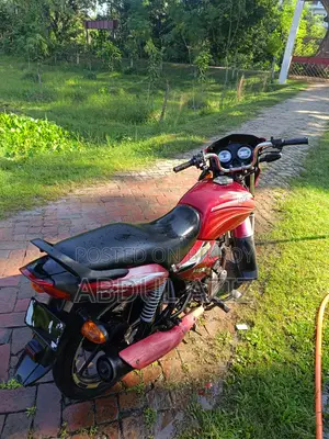 টিভিএস ২০২৬ লাল