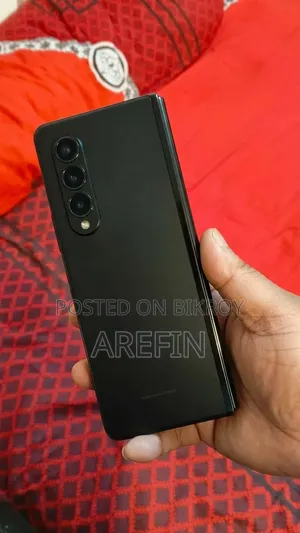 স্যামসাং গ্যালাক্সি ফোল্ড ৫১২ জিবি ব্ল্যাক