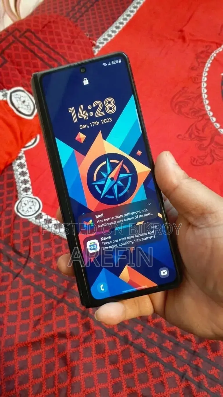 স্যামসাং গ্যালাক্সি ফোল্ড ৫১২ জিবি ব্ল্যাক