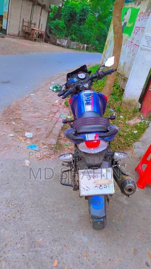 টিভিএস আপাচে আরটিআর ১৬০ ২ভি রিফ্রেশ এক্স-কানেক্ট ২০১৭ নীল