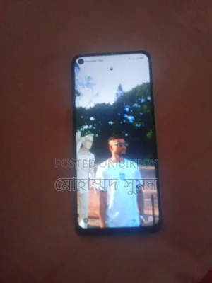 রিয়েলমি ৬ ৬৪ জিবি সাদা